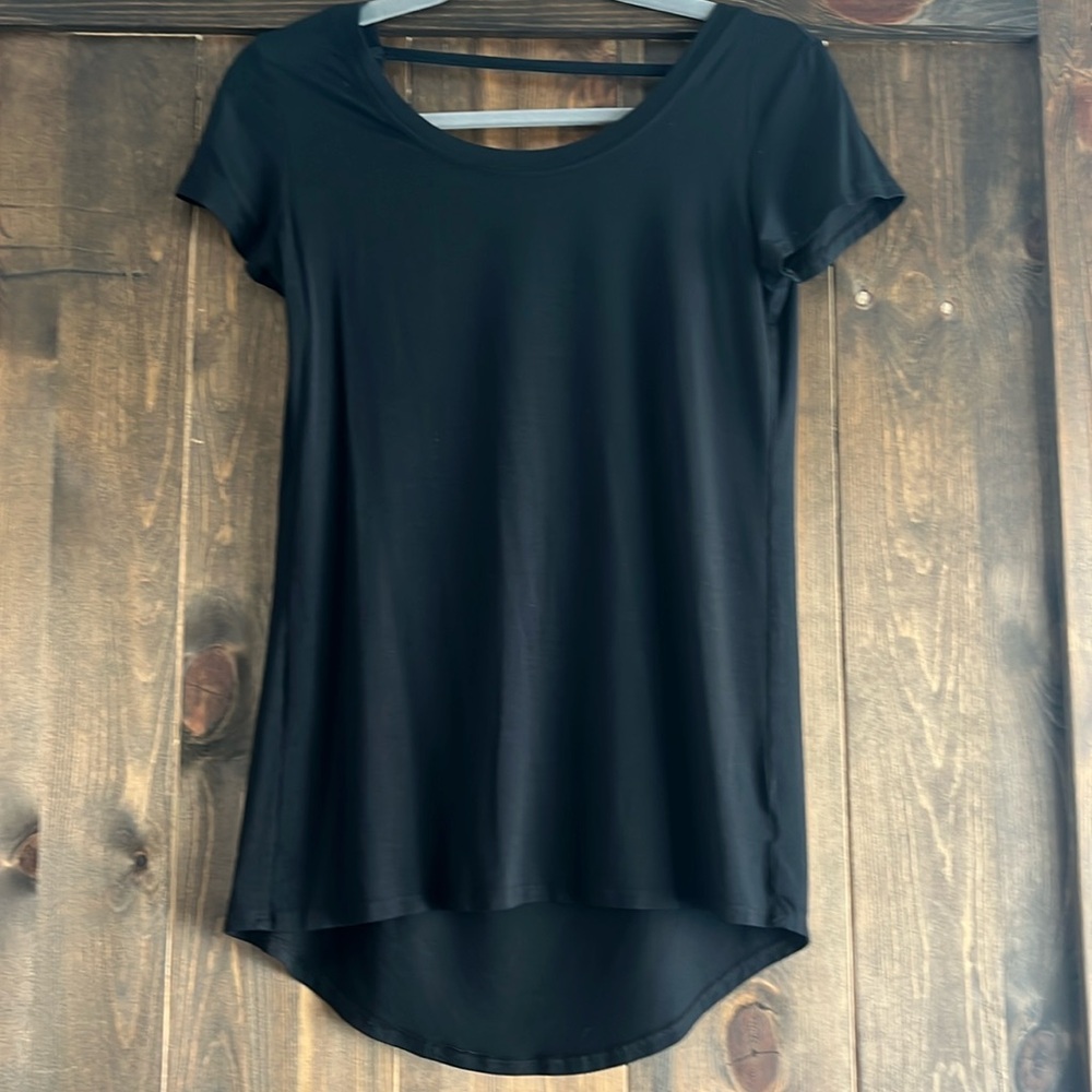 Montiel Sexy Open Back Tee - size small